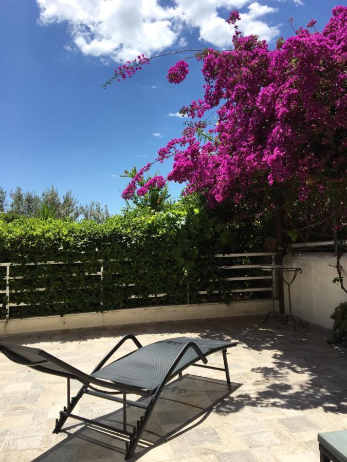 Studio On The Beach Лоутраки Экстерьер фото